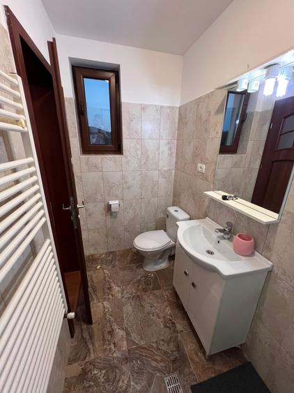 Apartament in vila, etaj 1, 4 camere cu 120 mp, 3 bai - 8
