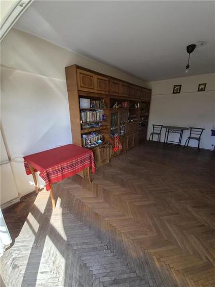 Apartament cu 2 camere decomandat în Unirii