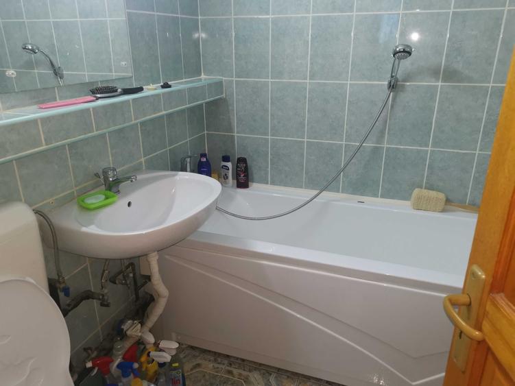 Apartament cu 2 camere decomandat în Giurgiului