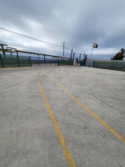 Spațiu comercial, de 1,800 mp, în Brazi