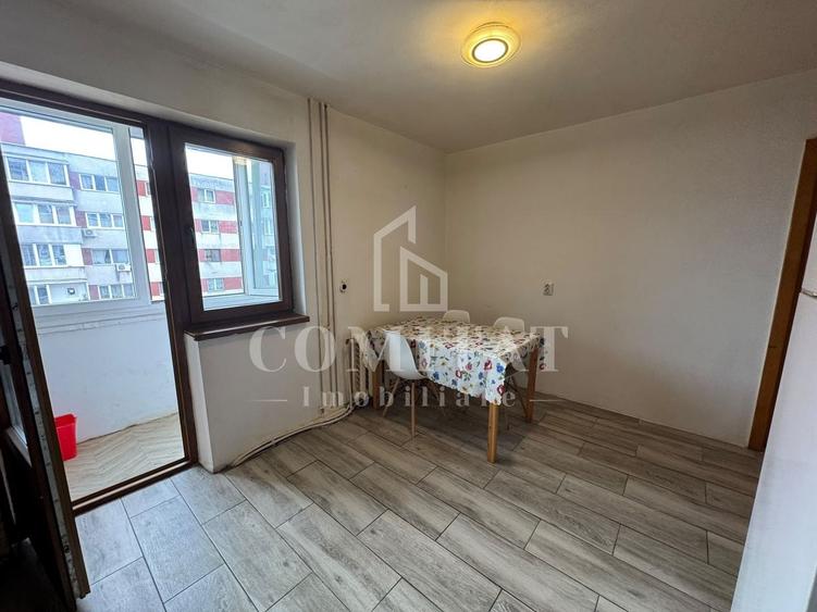 Apartament cu 3 camere semidecomandat, mobilat în Grigorescu