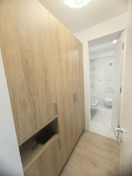 Apartament cu 3 camere decomandat, mobilat în Politehnica