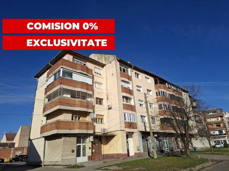 Apartament cu 4 camere decomandat în Nădlac