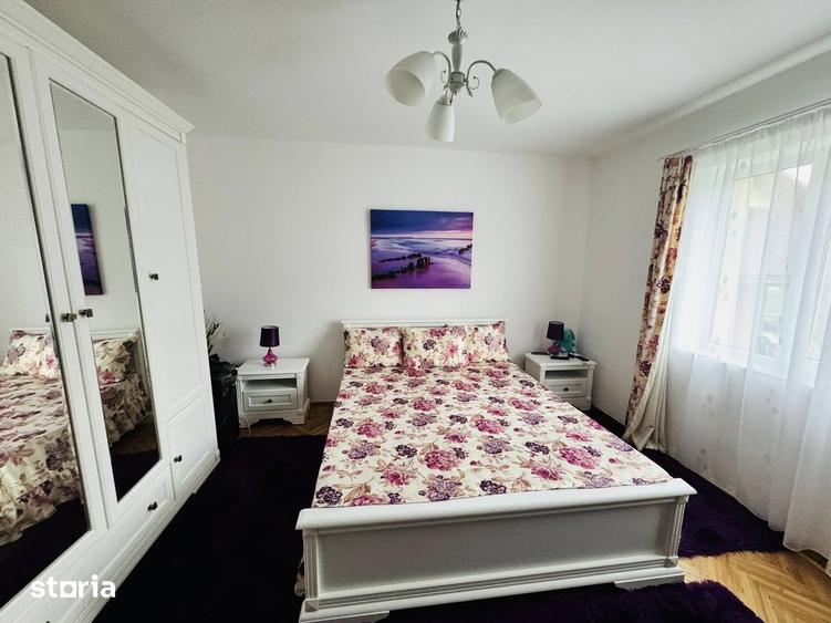 Casă cu 4 camere cu Teren 1345 Mp în Central