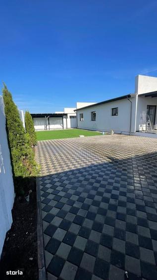 Casă cu 3 camere cu Teren 440 Mp în Domnești