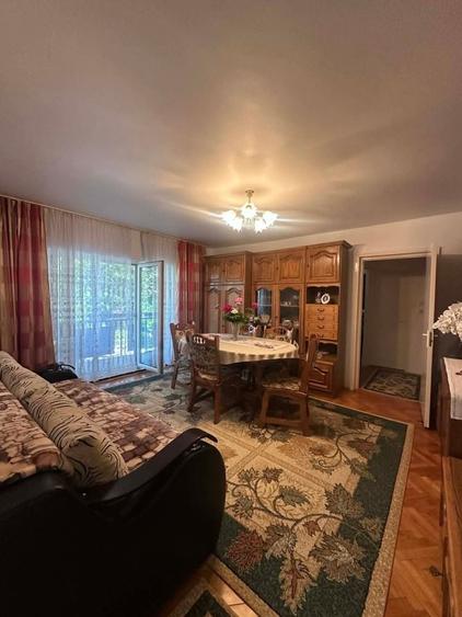 Apartament cu 2 camere semidecomandat în Micro 16