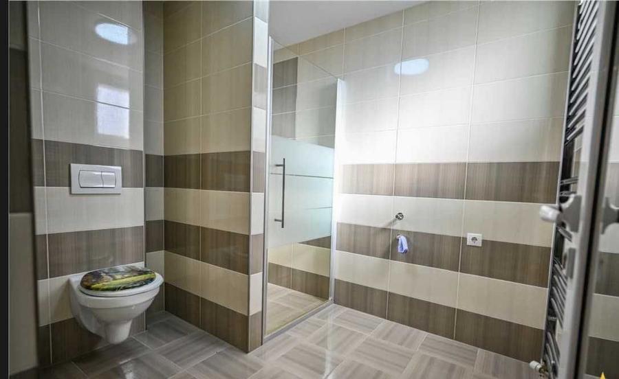 Casă cu 3 camere în Drumul Carului