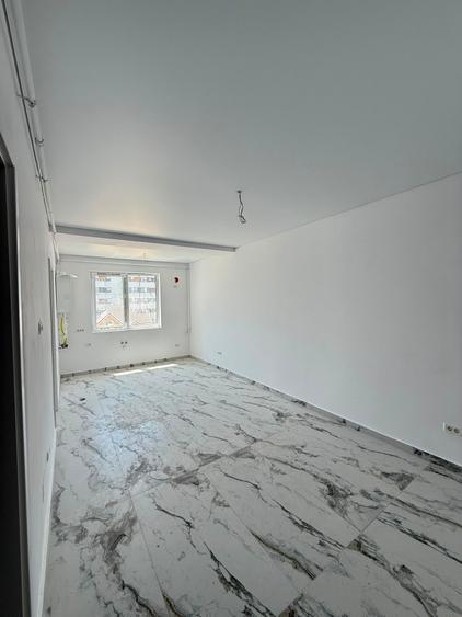 Apartament cu 2 camere semidecomandat în Militari