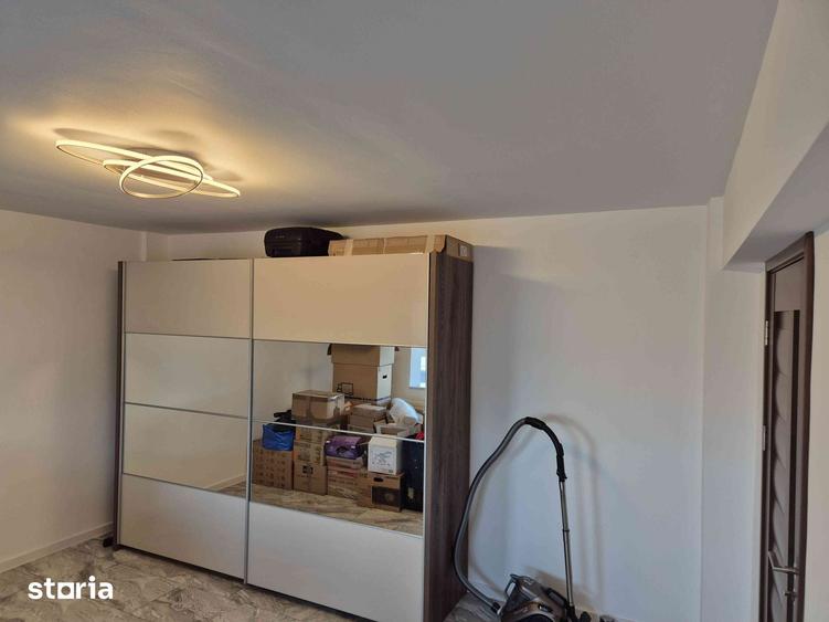 Proprietar vand apartament 2 camere central. - 10
