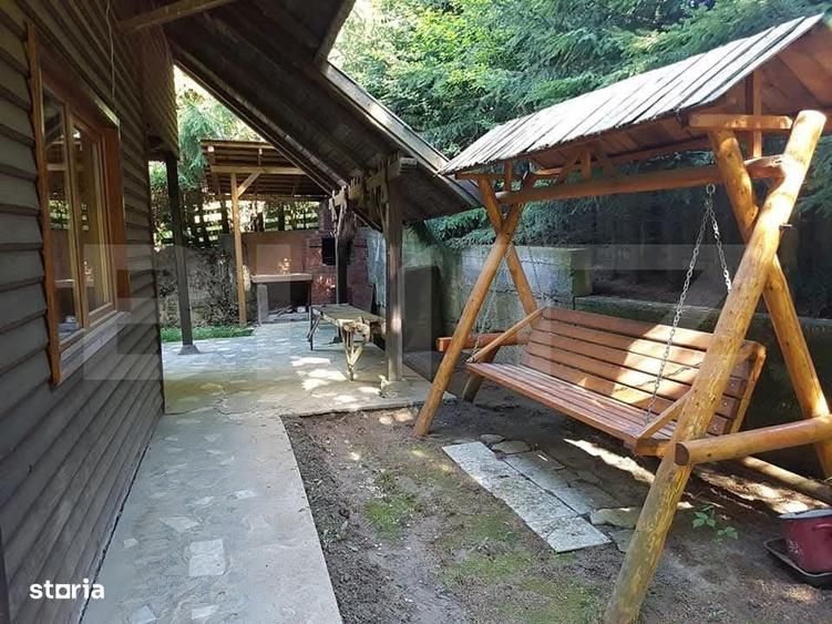 Casă cu 4 camere cu Teren 900 Mp în Piatra