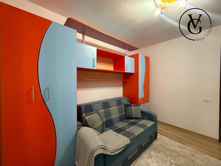 Apartament cu 3 camere decomandat, mobilat în Faleza Nord