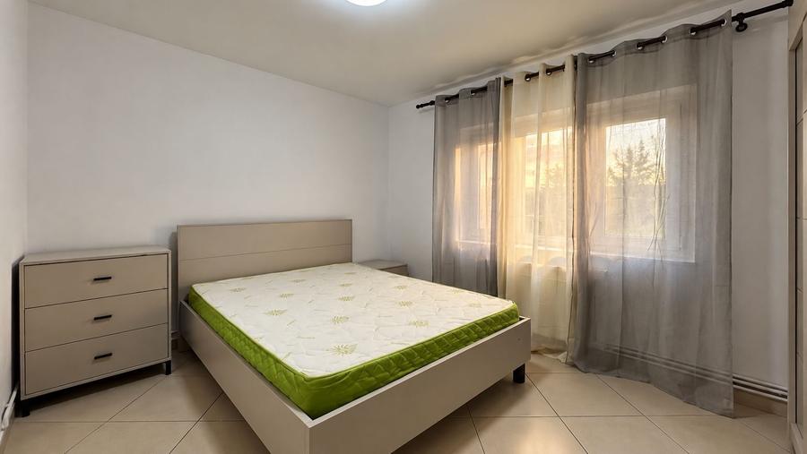 Apartament cu 2 camere decomandat, mobilat în Steaua