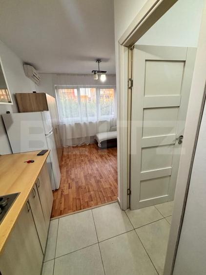 Garsonieră decomandată, mobilată în Lipovei