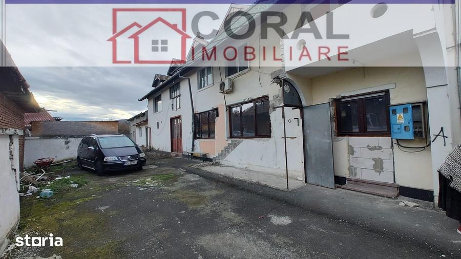 Casă cu 5 camere cu Teren 900 Mp în Decebal