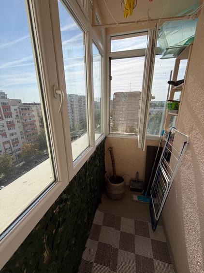 Apartament cu 3 camere decomandat în Rahova