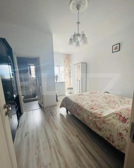 Casă individuală cu 6 camere cu Piscina în Exterior Est