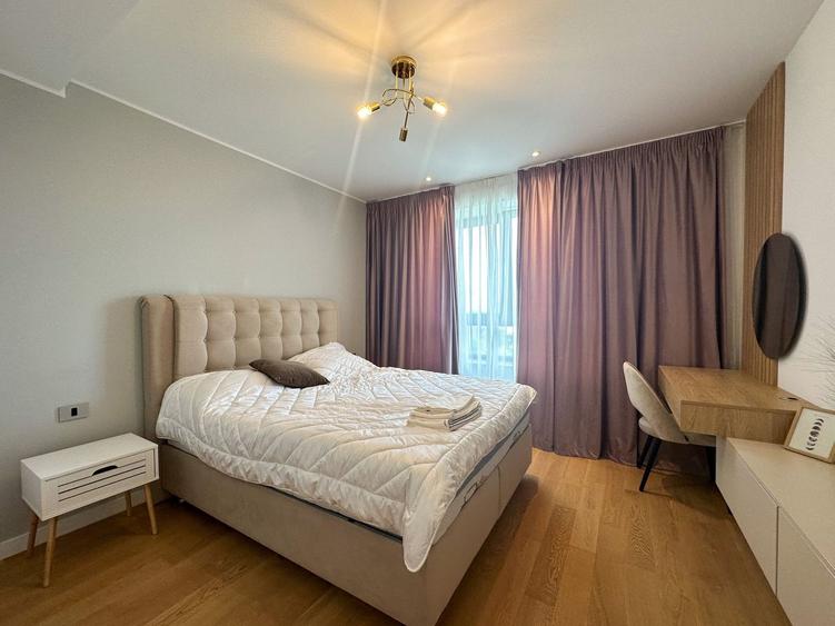 Apartament cu 2 camere semidecomandat, mobilat în Floreasca