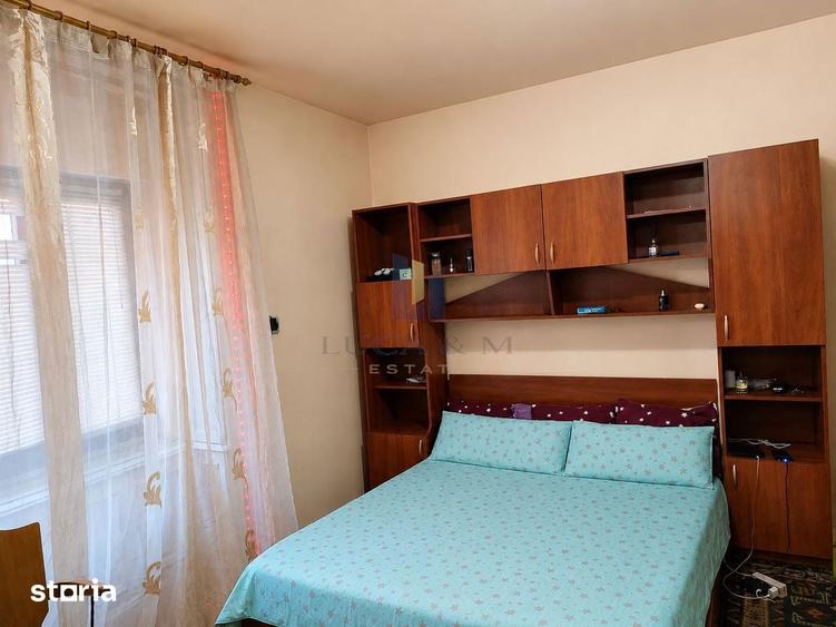Casă cu 5 camere cu Teren 1904 Mp în Variaș