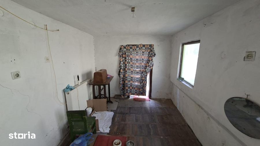 Casă cu 2 camere cu Teren 126 Mp în Central