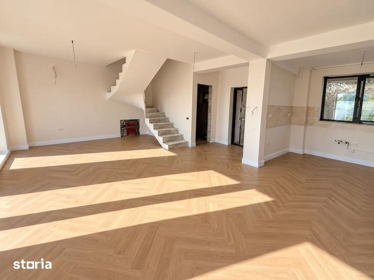 Casă cu 5 camere cu Teren 200 Mp în Central