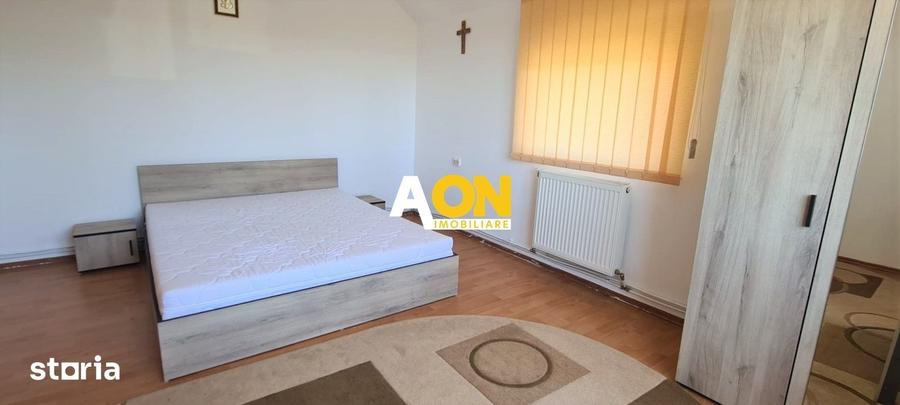 Casă cu 10 camere decomandat cu Teren 1000 Mp în Central