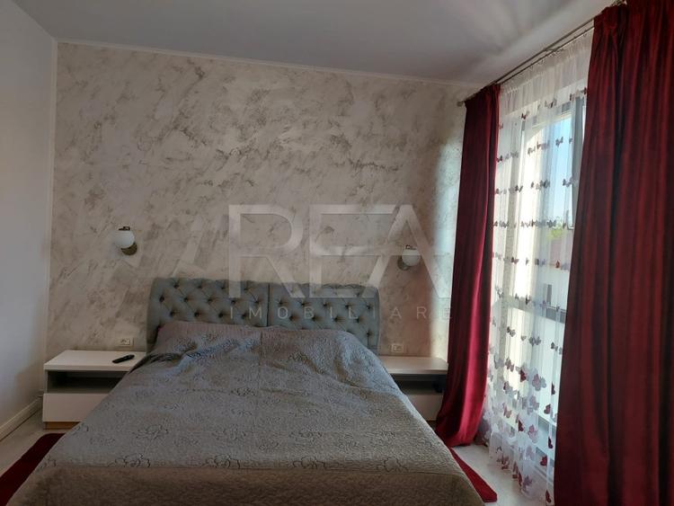Casă individuală cu 6 camere cu Canalizare în Titan