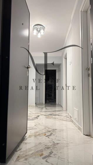 Apartament cu 3 camere decomandat în Decebal