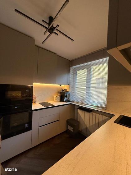 Apartament cu 4 camere, mobilat în Centrul Istoric