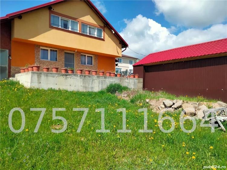 Casă cu 5 camere cu Teren 2100 Mp în Sălicea