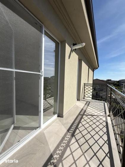 Apartament cu 3 camere decomandat în Girocului