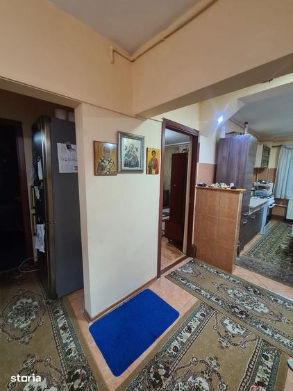 Apartament spatios cu 4 camere, 2 balcoane Marghita, zona Penny - 13