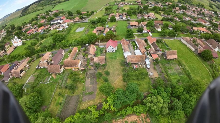 Casă individuală cu 6 camere cu Teren 1400 Mp în Blăjel