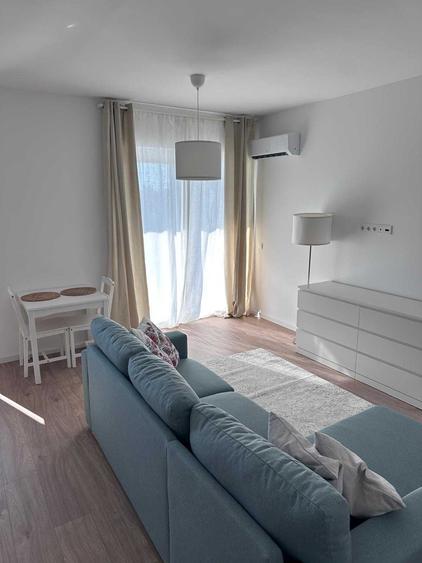 Apartament cu 2 camere decomandat în Doamna Ghica