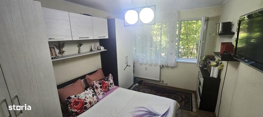 Apartament cu 2 camere semidecomandat în Pajura