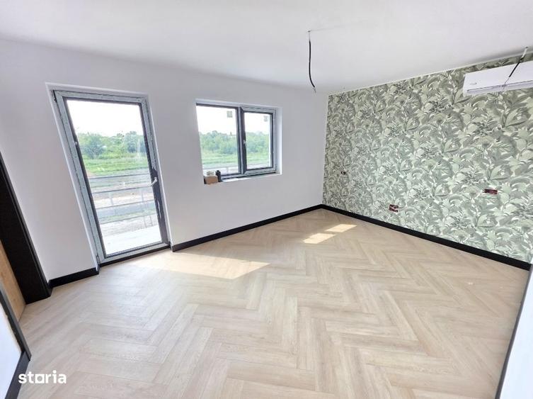 Casă cu 4 camere cu Teren 500 Mp în Central
