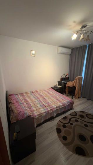 Apartament cu 3 camere semidecomandat în Militari
