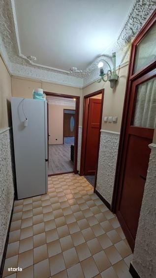 Apartament cu 2 camere semidecomandat în Astra