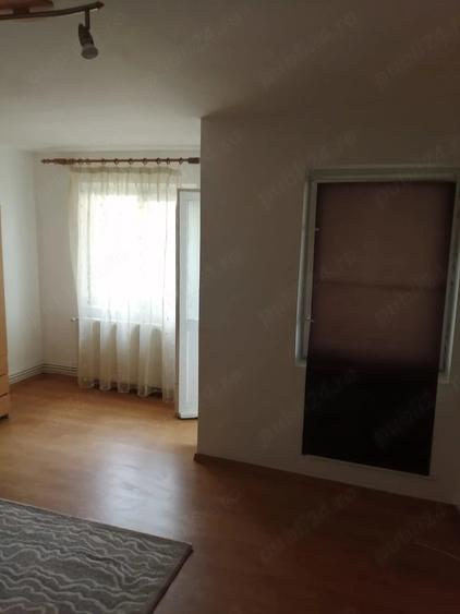 Inchiriere apartament 3 camere - 10