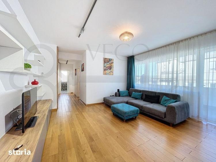Apartament cu 3 camere semidecomandat în Bună Ziua