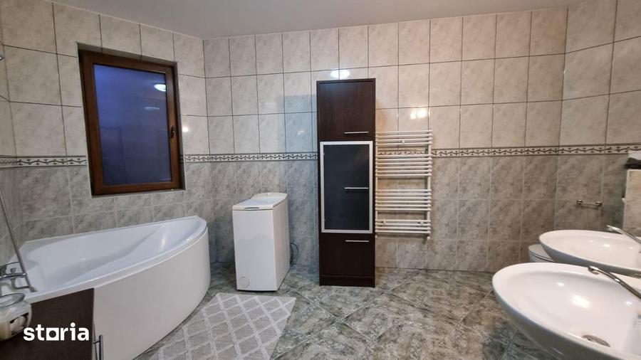 Inchiriez apartament cu 3 camere, complet renovat, Complex Butterfly 1 - 7