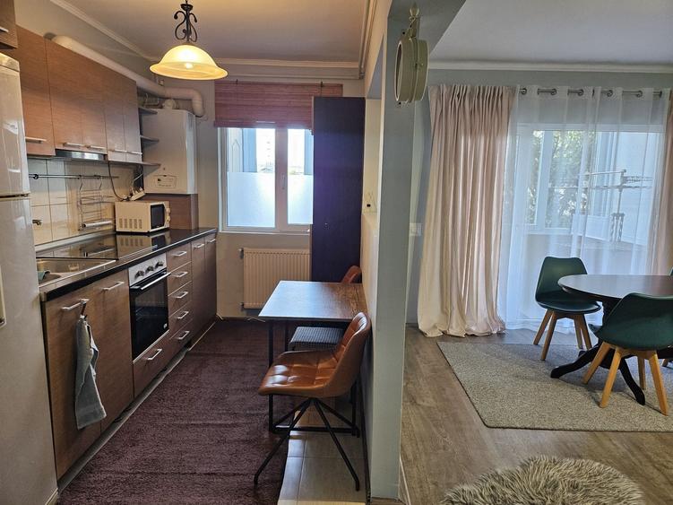 Apartament cu 2 camere decomandat în Florești