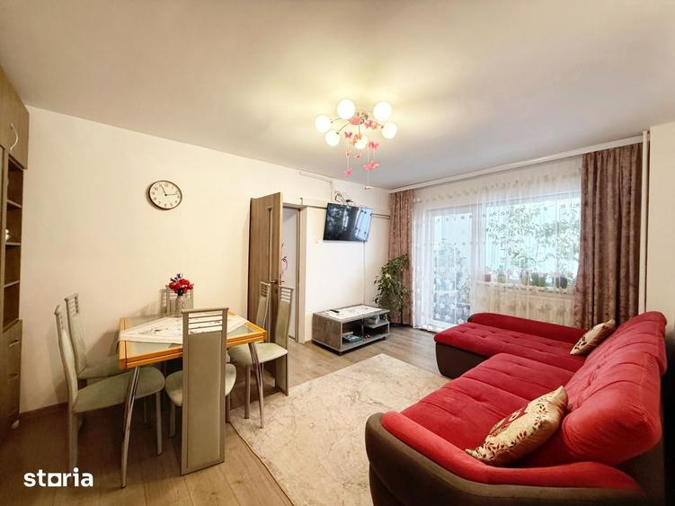 Apartament cu 4 camere semidecomandat în Micălaca