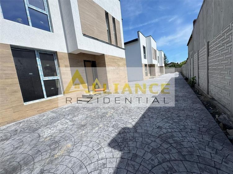 Casă individuală cu 5 camere cu Canalizare în Central