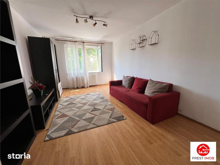 De vanzare apartament 2 camere in Tudor - 4