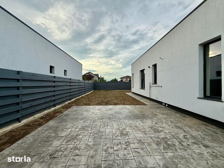 Casă cu 4 camere cu Teren 340 Mp în Balotești