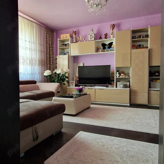 Casă cu 3 camere cu Teren 1458 Mp în Aradul Nou