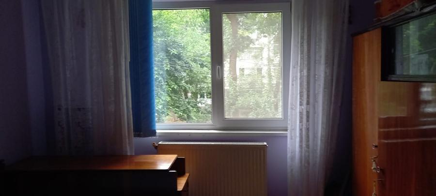 Apartament cu 2 camere decomandat în Banca Națională