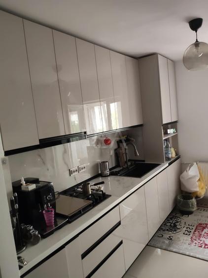 2 camere decomandat, 2/8, 62mp, anvelopat-Stirbei Voda-Berzei - 10