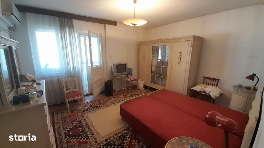 Apartament cu garaj ?i balcon intre Pia?a Victoriei ?i Piata Romana - 9