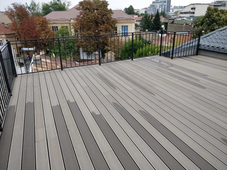 Casă cu 10 camere cu Teren 180 Mp în Calea Călărașilor